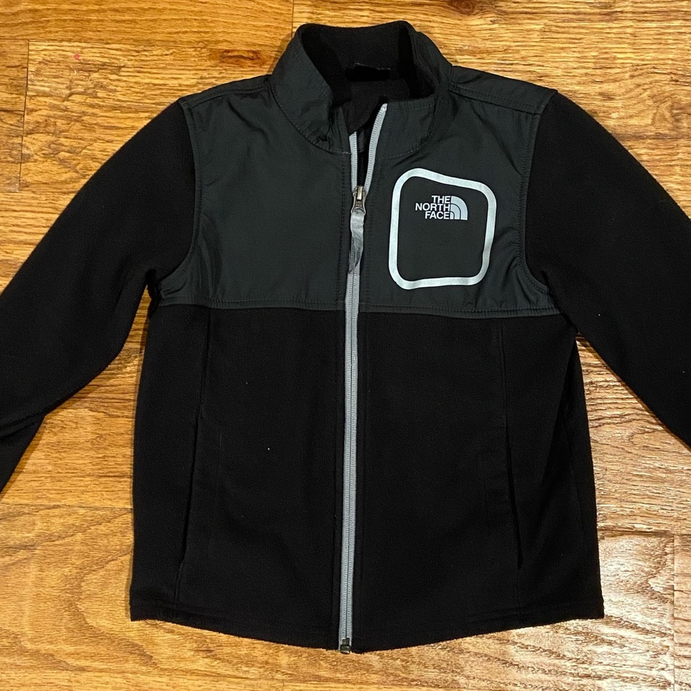 North Face boys fleece zip jacket, size 6